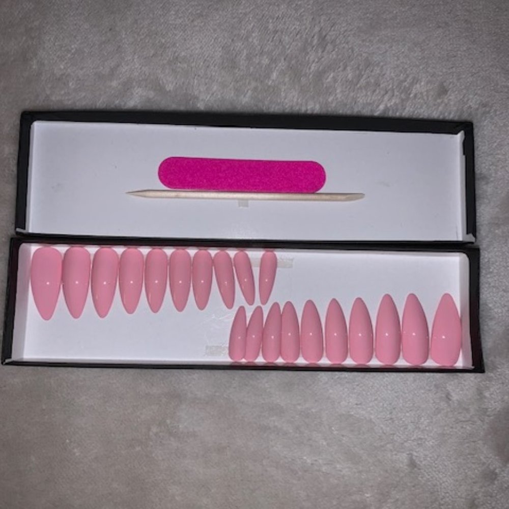Press On Nails